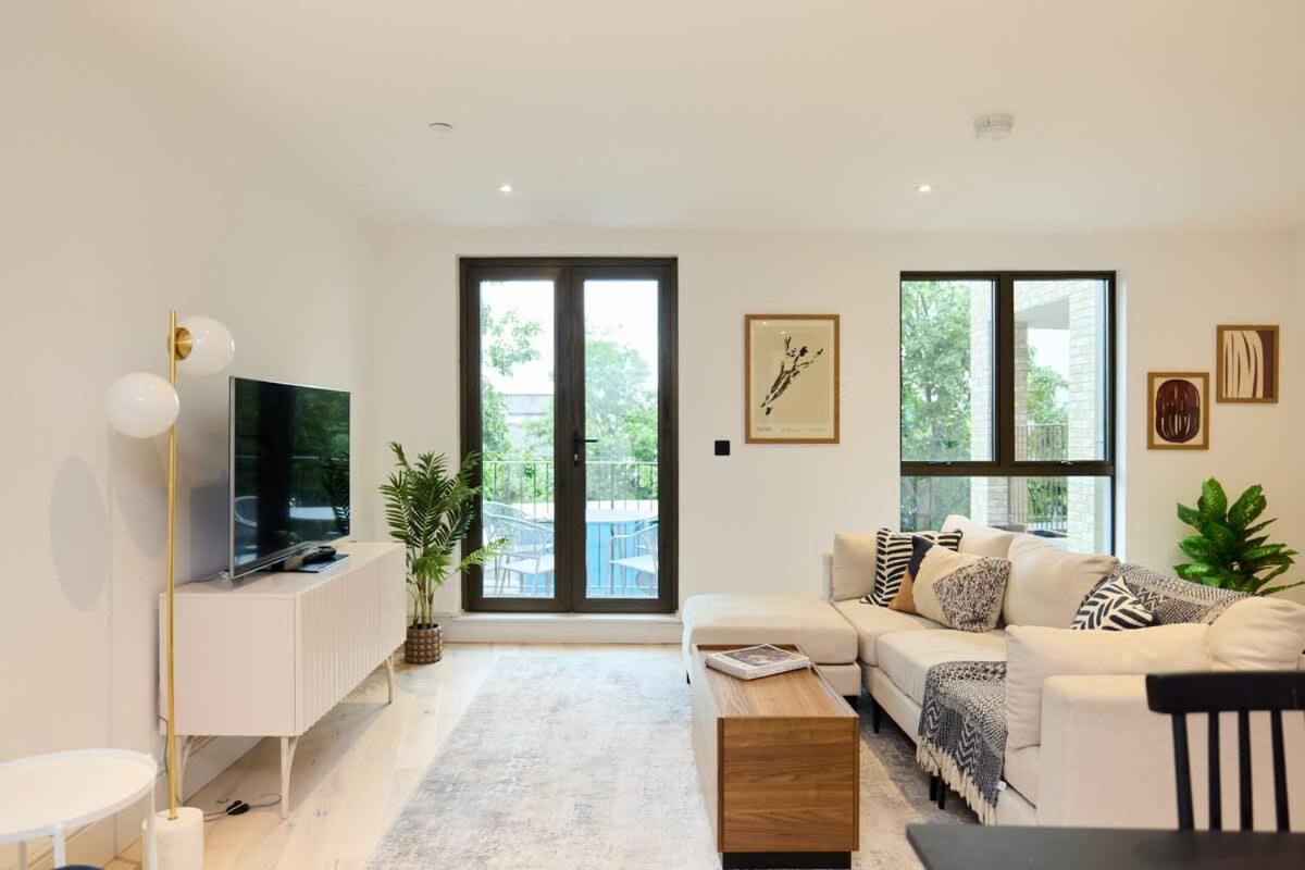 Apartment The South Wimbledon Place - Adorable 2bdr Flat With Balcony London